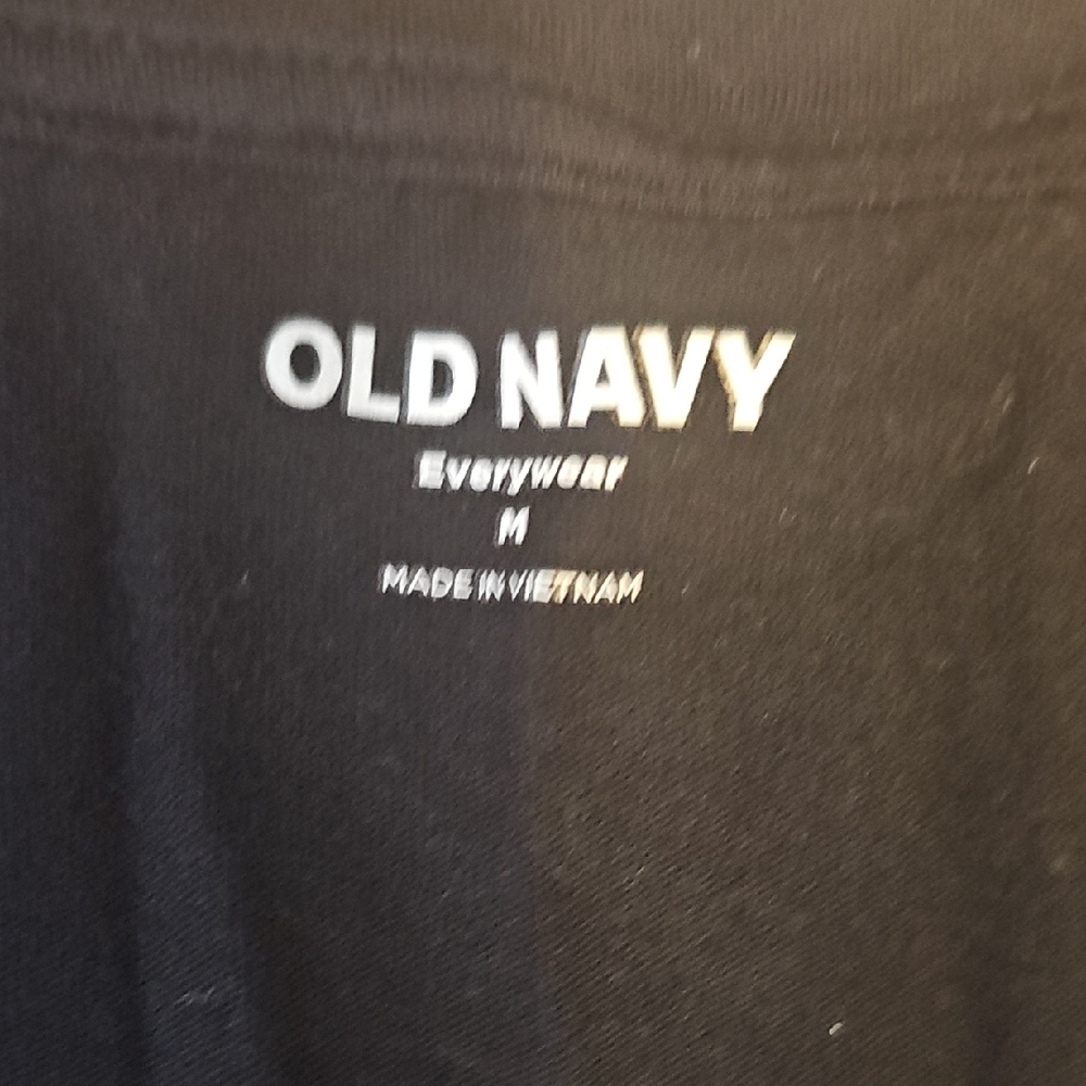 Old Navy Black V neck Cap Sleeve T-Shirt - Picture 2 of 2